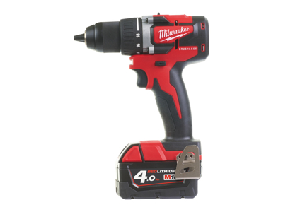 MILWAUKEE BOREMASKINE M18 CBLDD-402C 2XBATT 4.0AH+LADER - I PAPKASSE