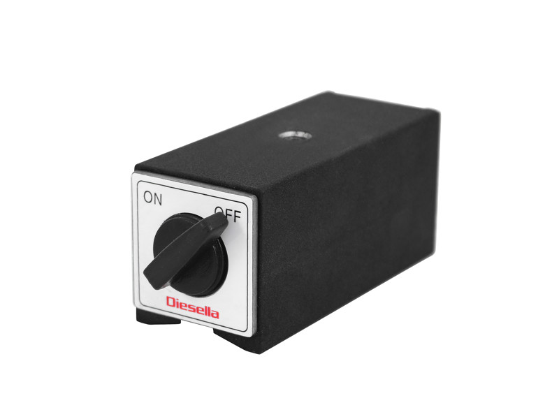 DIESELLA MAGNET BASE 130 KG MED M10 GEVIND ON/OFF MAGNET