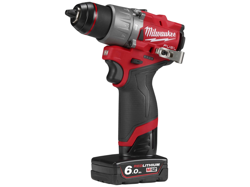 MILWAUKEE SLAGBOREMASKINE FUEL 2XBATT 6..0AH+LADER