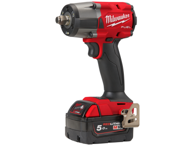 MILWAUKEE SLAGSKRUEN. M18FMTIW2F12-502X 2XBATT 5.0AH+LADER