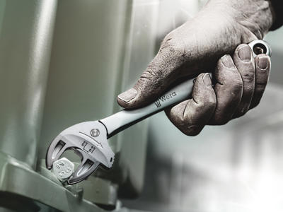 WERA JOKER 6004 L GAFFELNØGLE 16-19 MM SELVJUSTERENDE